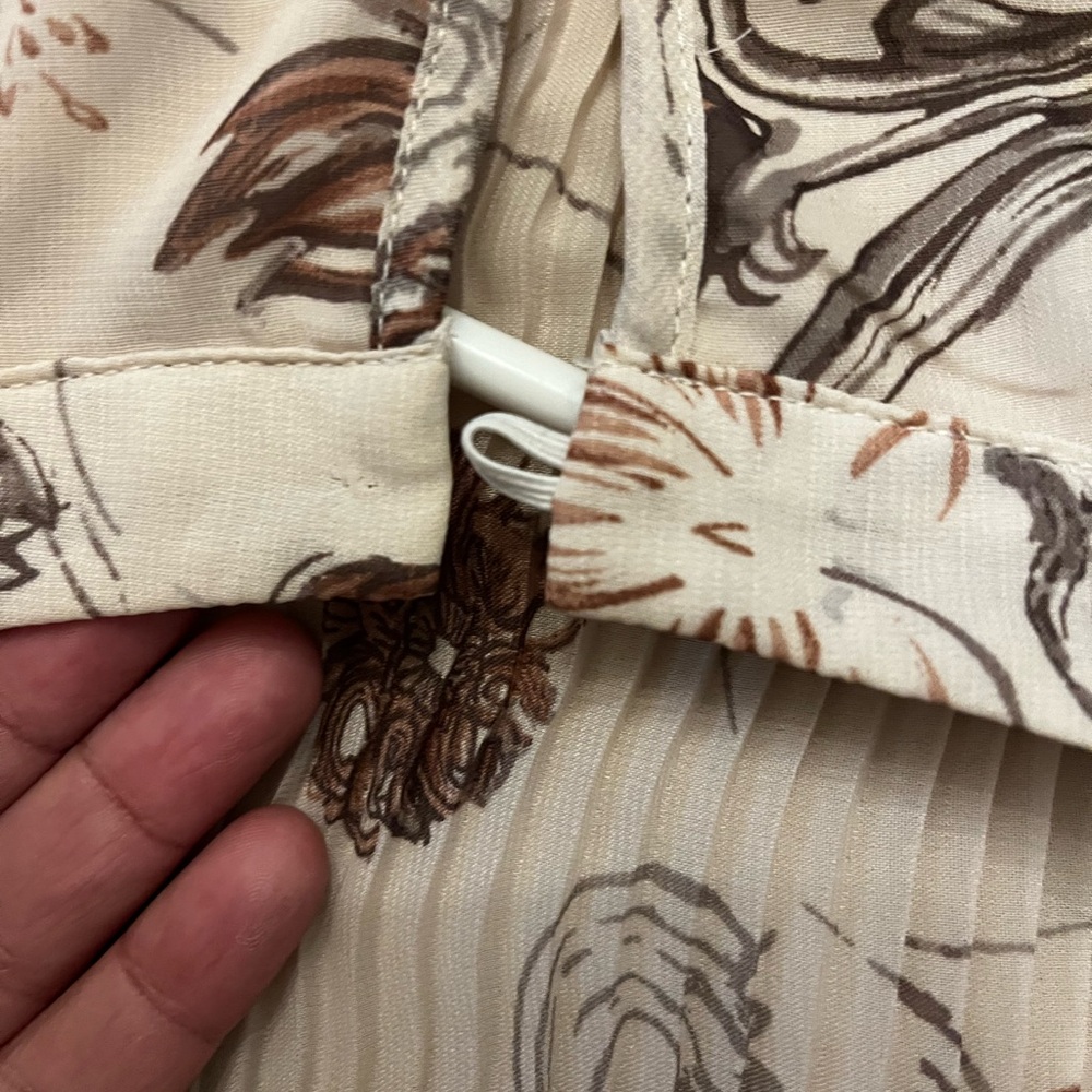 Tank - Picture 3 of 3